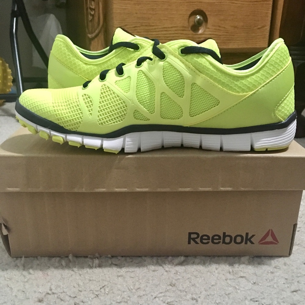 Brand NEW Women’s yellow Reebok’s